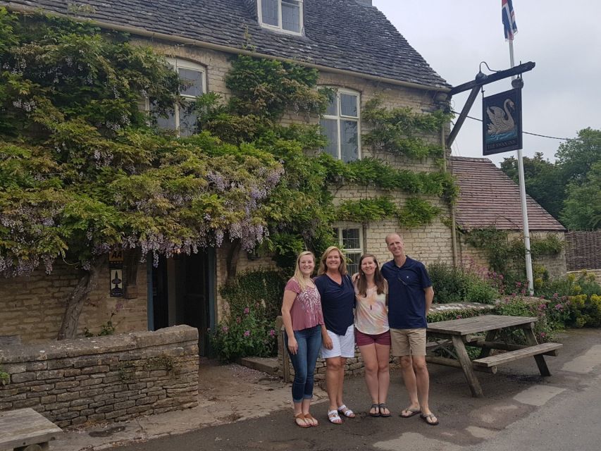 London: Downton Abbey Countryside Black Taxi VIP Tour - What the private black taxi changes