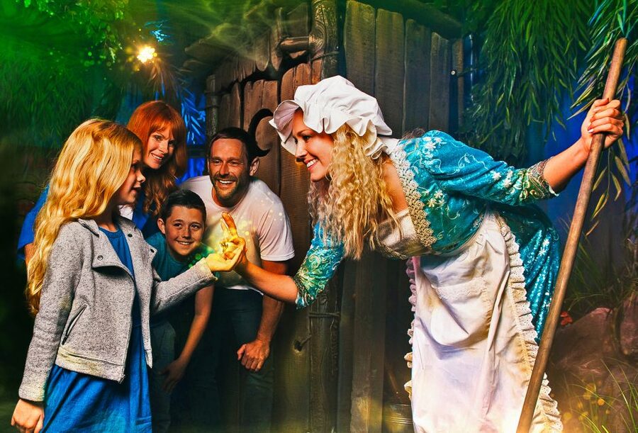 London: DreamWorks Shrek's Adventure Tour - Timing, access, and family logistics