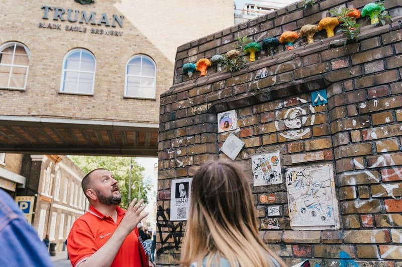 London: East End Instagrammable Street Art & Graffiti Tour - Whitechapel, Spitalfields, and the old East End