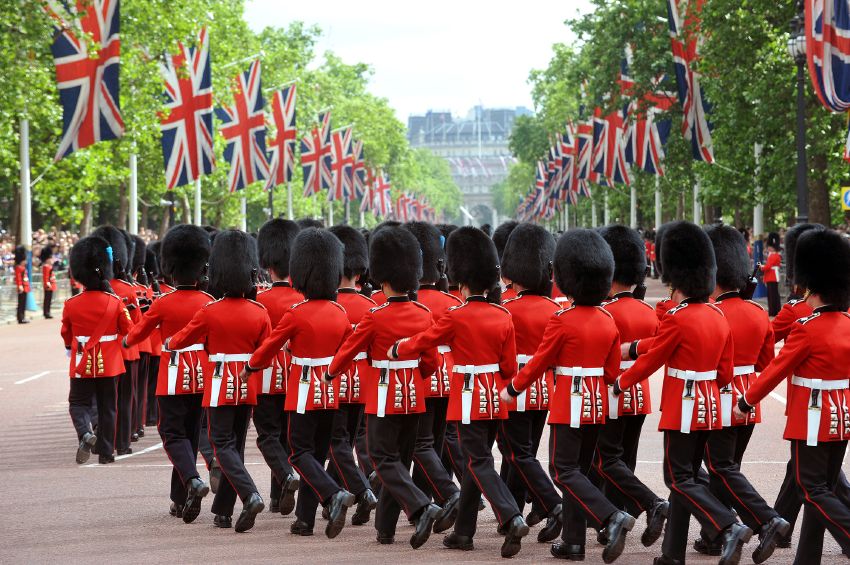 London Full-Day Tour by Black Cab - The Tower of London and Tower Bridge