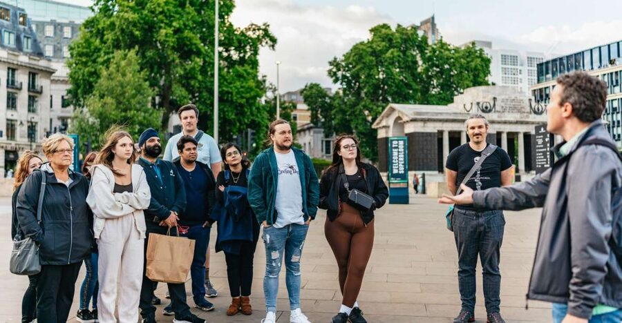 London: Ghastly Ghosts 2-Hour Walking Tour - Tower Hill and the first after-dark stories