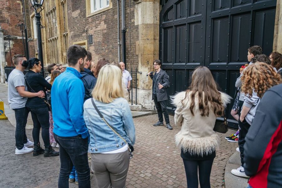 London: Ghost Walk and River Thames Boat Ride - The Tube option follows the same haunted route