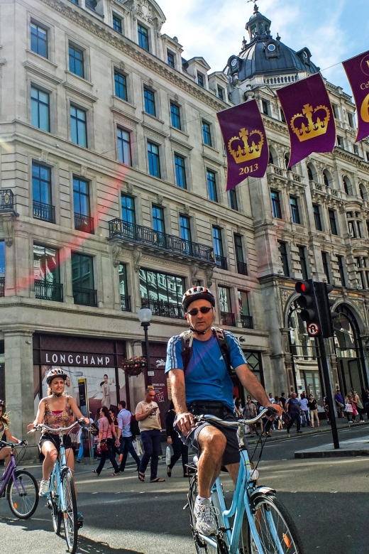 London: Guided Bike Tour of Central London - Horse Guards Parade and royal parks