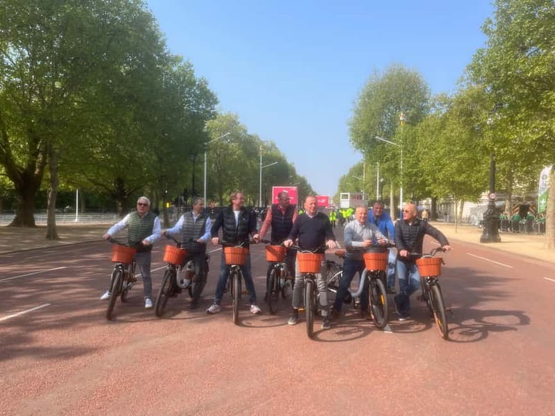 London: Guided E-bike Tour - Westminster Bridge and the Thames views