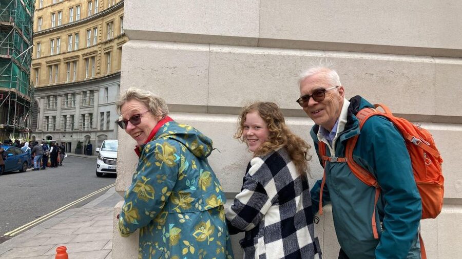 London: Guided Harry Potter Tour - Trafalgar Square and the red carpet connection