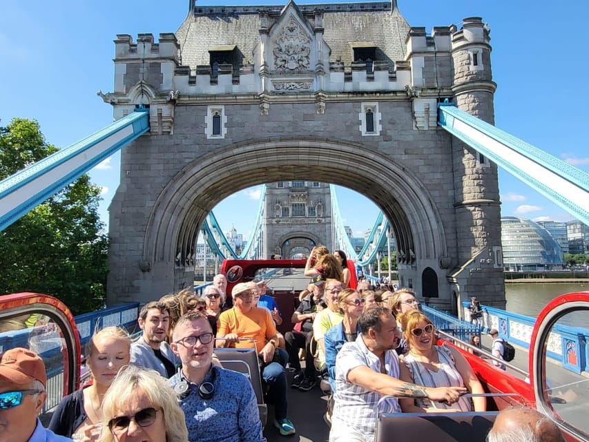 London: Guided Sightseeing Tour on a Vintage Open-Top Bus - Why the vintage bus makes a difference