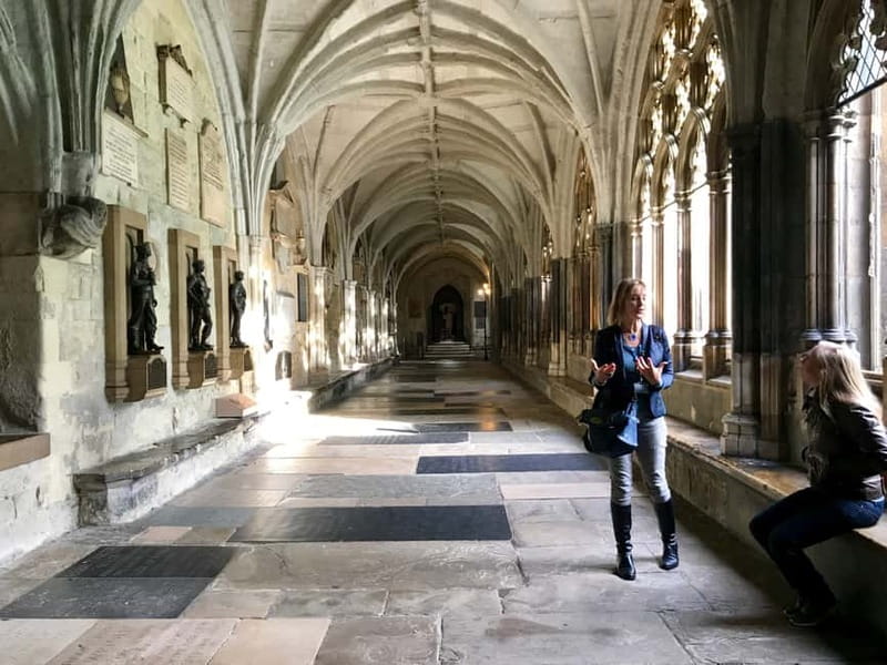 London: Guided Tour of Houses of Parliament & Westminster - The House of Commons and its unusual rule