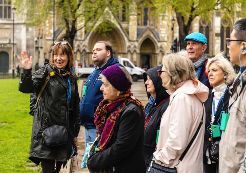 London: Guided Tour of Houses of Parliament & Westminster - What the guides add