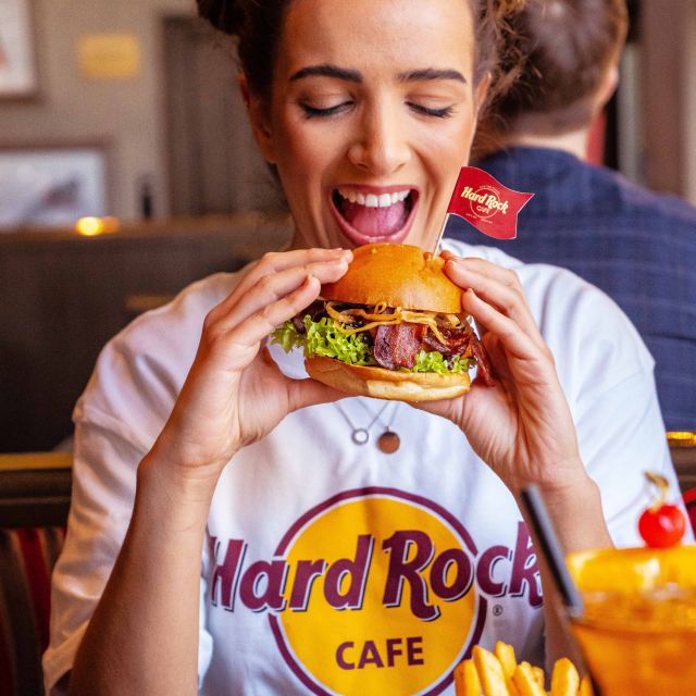 London: Hard Rock Cafe with Set Menu for Lunch or Dinner - What priority seating really gives you