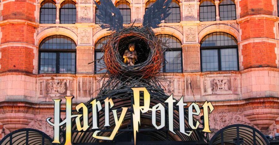 London: Harry Potter Filming Locations Sightseeing Tour - A real connection at the City of London School