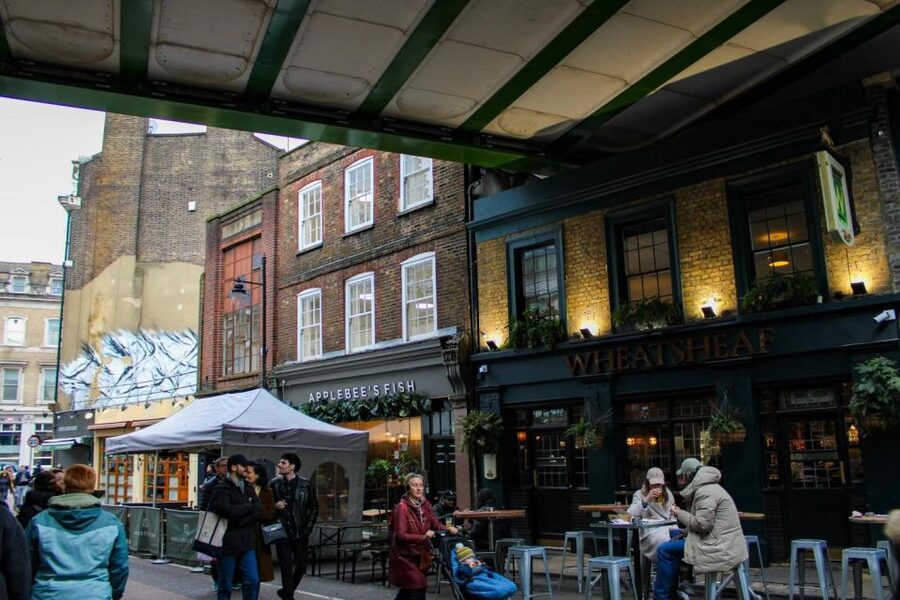 London: Harry Potter Filming Locations Sightseeing Tour - What the $19 price really gives you
