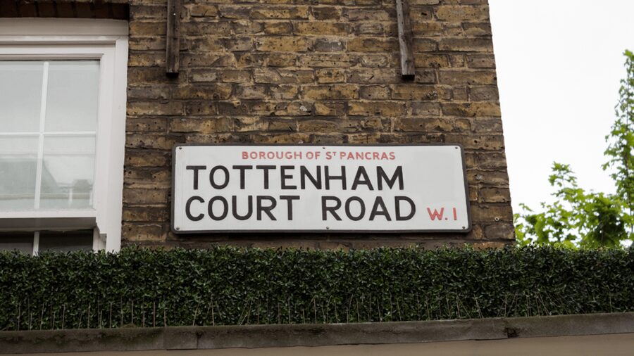 London: Harry Potter Movie Location Tour with an APP - Tottenham Court Road and the middle stretch