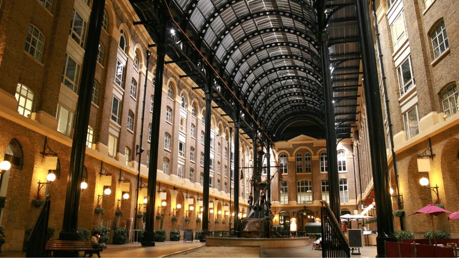 London: Harry Potter Movie Location Tour with an APP - Leadenhall Market, the real-life Diagon Alley