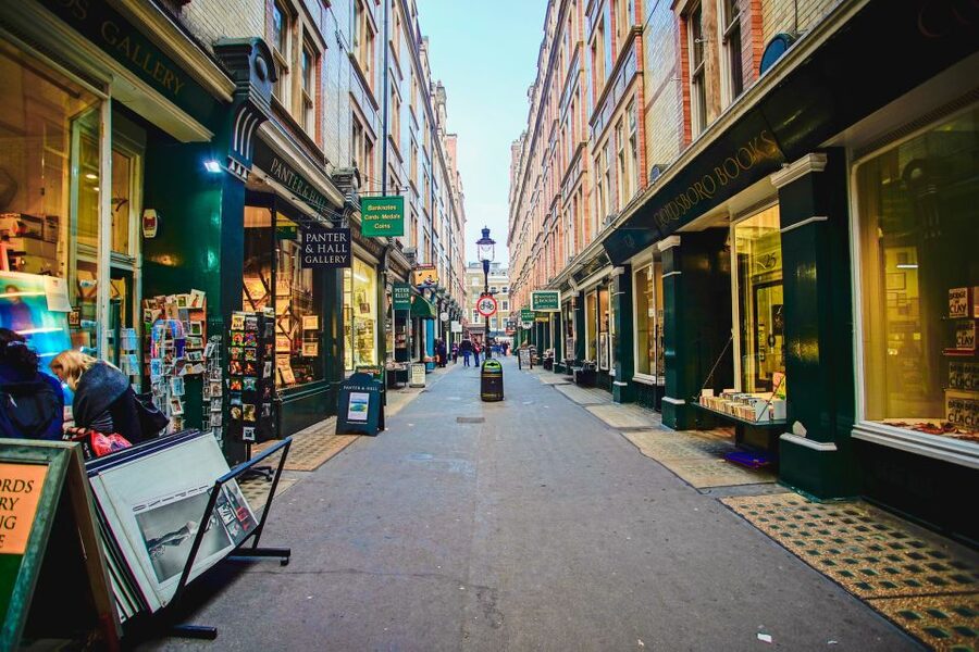 London: Harry Potter Movies Walking Tour (Kids Go Free) - Starting with Platform 9¾ at King’s Cross