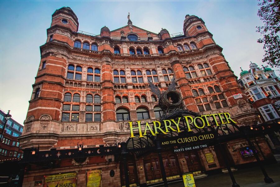 London: Harry Potter Movies Walking Tour (Kids Go Free) - The Palace Theatre and Harry Potter stage magic