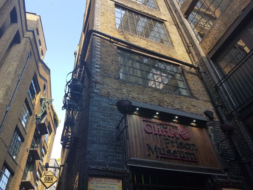 London: Harry Potter Movies Walking Tour (Kids Go Free) - Borough Market and London Bridge finish