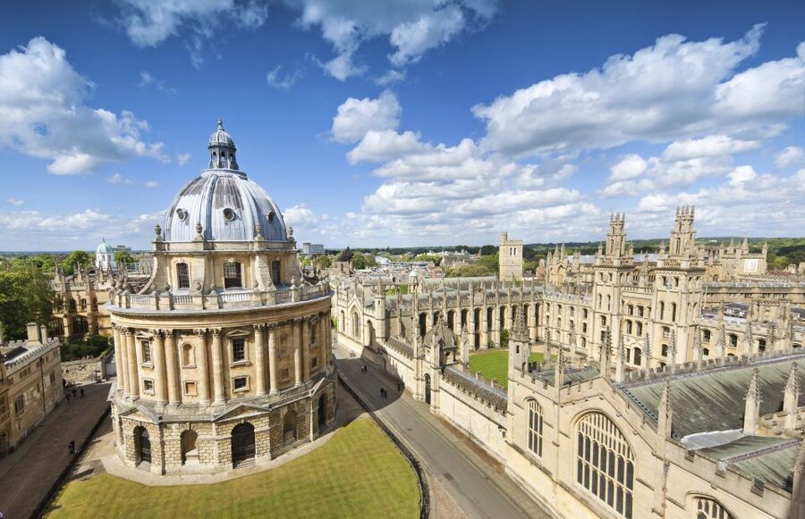 London: Harry Potter Studio Tour and Oxford Day Trip - Meeting at Gloucester Road and settling into the coach