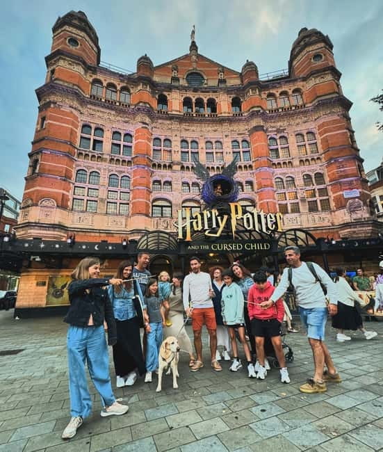 London: Harry Potter Tour in English, discover spells and secrets! - Starting beneath the Piccadilly Circus screens