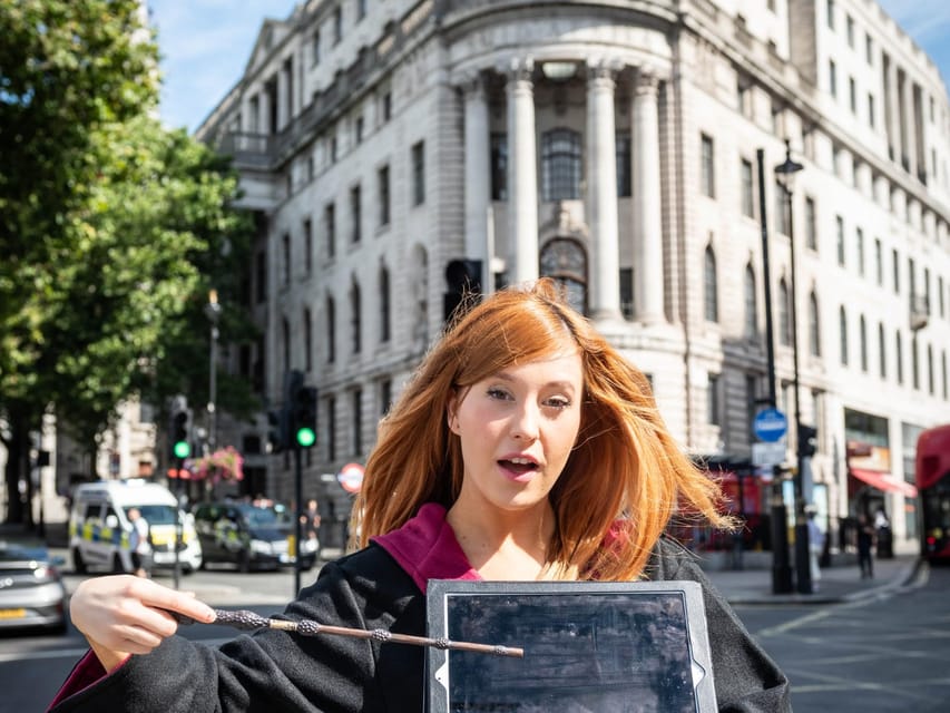 London: Harry Potter Tour & The London Dungeons Tour - The Palace Theatre and House of Spells