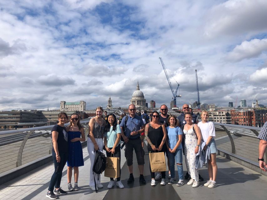 London: Harry Potter Walking Tour and Tower of London Entry - Starting at King’s Cross and Platform 9 ¾