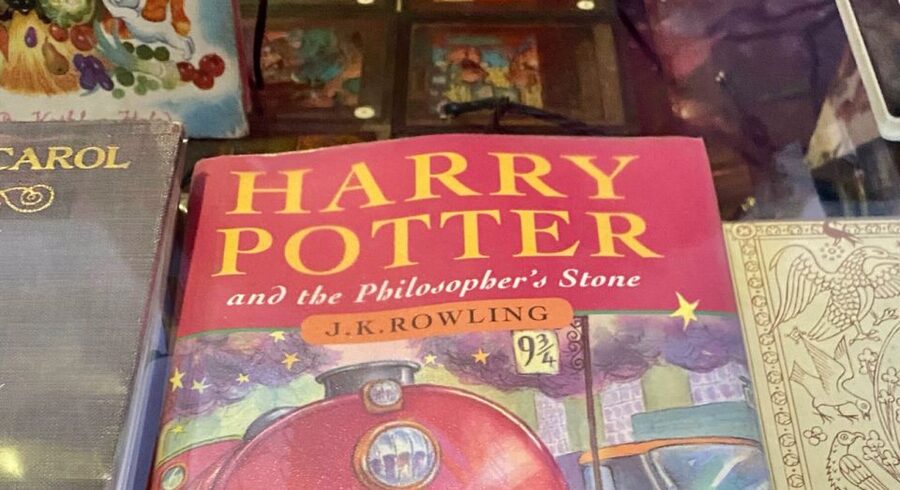 London: Harry Potter Walking Tour with Platform 9 3/4 - What this Harry Potter walk really offers