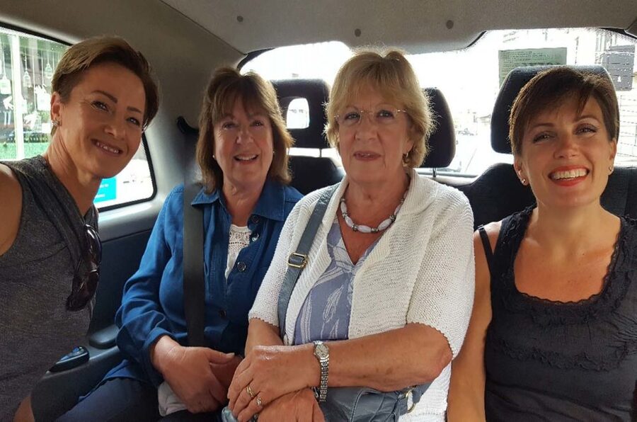 London Highlights Taxi Tour - Whitehall, Downing Street, and royal London