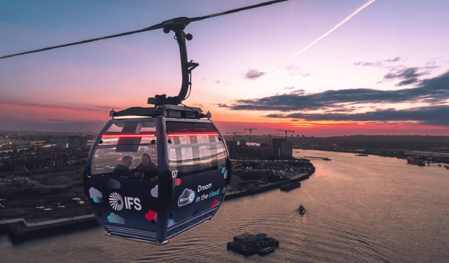 London: IFS Cloud Cable Car - Queues, shared cabins, and the best timing