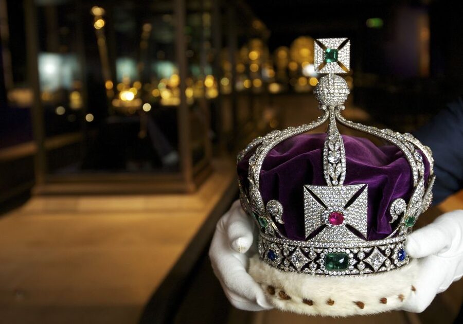 London in One Day Tour with River Cruise - Buckingham Palace and the changing guard