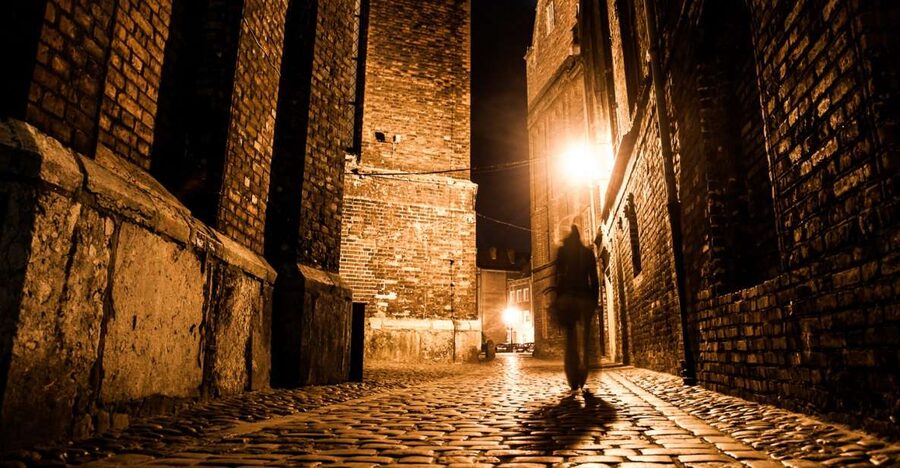 London: Jack The Ripper and Sherlock Holmes Bus Tour - Key points at a glance