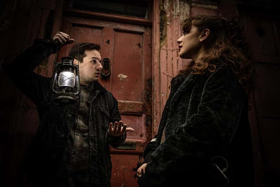 London: Jack the Ripper Interactive Tour in Whitechapel - Starting at St Marys Whitechapel Church Memorial