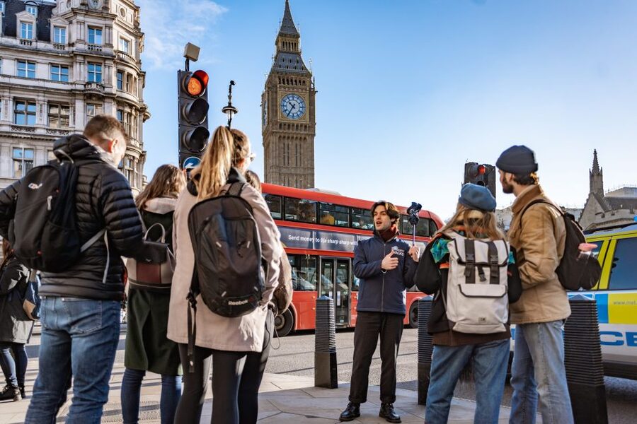 London: Landmarks Walking Tour & Harry Potter Walking Tour - The Vox City App and Nine Extra Routes