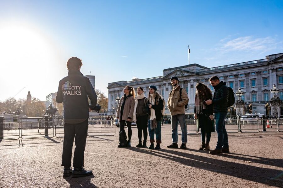 London: Landmarks Walking Tour & Harry Potter Walking Tour - Westminster, Downing Street, and Big Ben