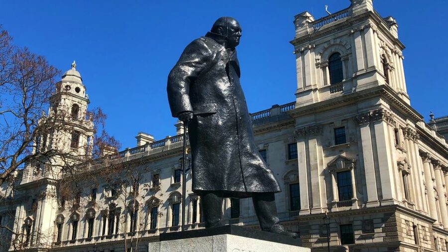 London: London in WW2 and Churchill War Rooms Entrance - The Cenotaph and the human cost of war