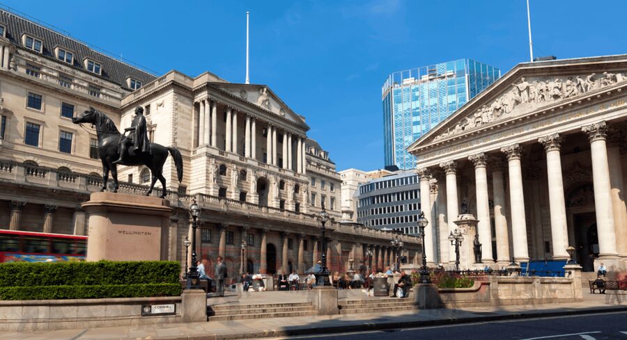 London: London Sightseeing Walking Tour with 30+ Sights - The London Eye and government quarter