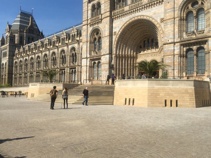 London: Natural History Museum Entry Ticket and Guided Tour - Hintze Hall and the blue whale