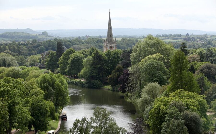 London: Oxford, Stratford, Cotswolds, and Warwick Day Trip - Why this London day trip works