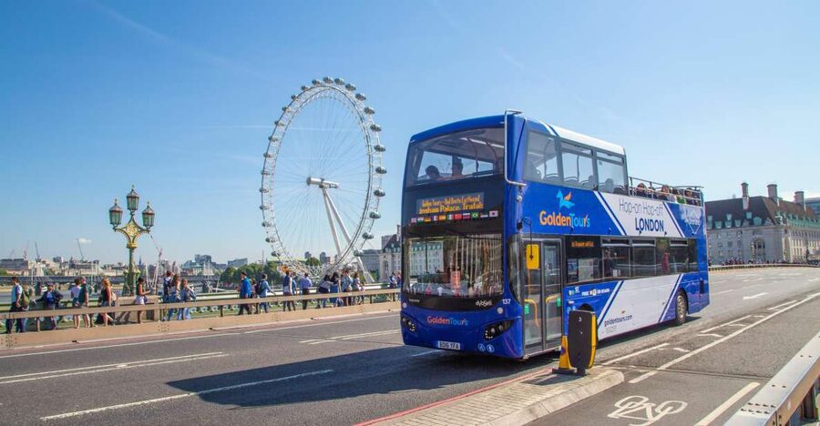 London: Panoramic Open-Top Bus Tour - Comfort, capacity, and accessibility