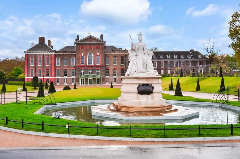 London Pass® - Save up to 50% on Tickets to 100+ Attractions - The Big Bus and boat rides