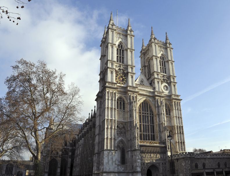London Private 4-Hour Taxi Tour - Trafalgar Square, St. James’s Palace, and the royal route