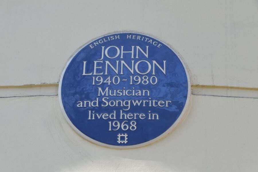 London: Private Beatles Taxi Tour - The guides and the feel of the experience