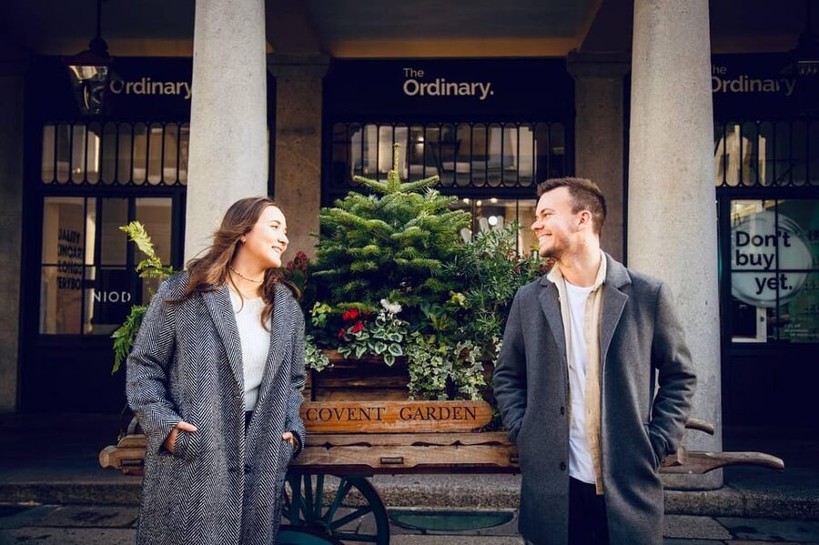 London: Private Couples Photography Session with Landmarks - Editing and delivery within 48 hours