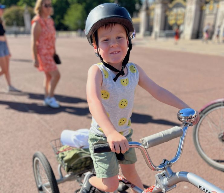 London: Private Family Guided Bike Tour with Childseats - From Archbishop’s Park to Big Ben