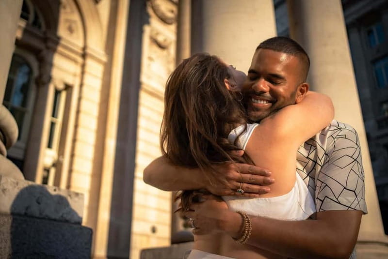 London: Private travel vacation photoshoot -Romantic Special - Photo delivery and post-editing