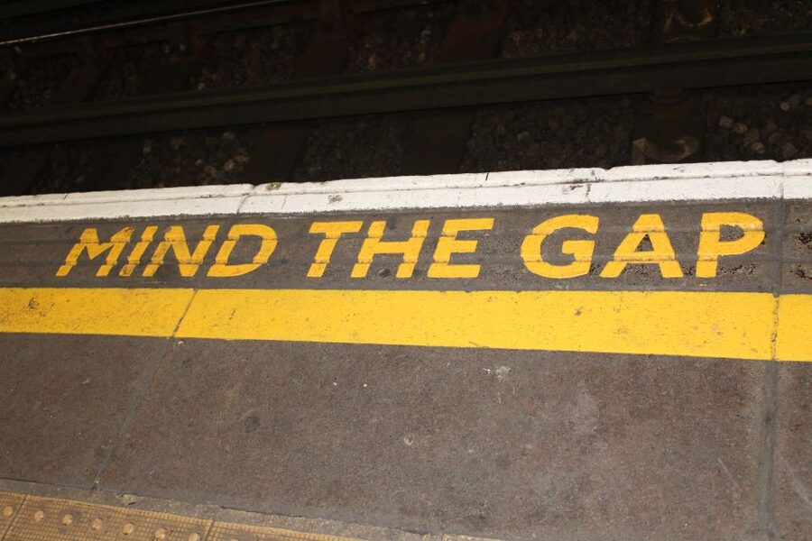 London: Private Underground and Tube Tour - Beginning at Paddington’s Platform 1 clock