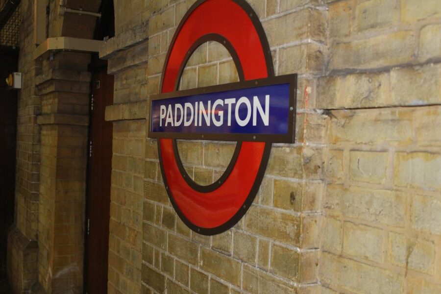 London: Private Underground and Tube Tour - The Circle line and the problem of direction