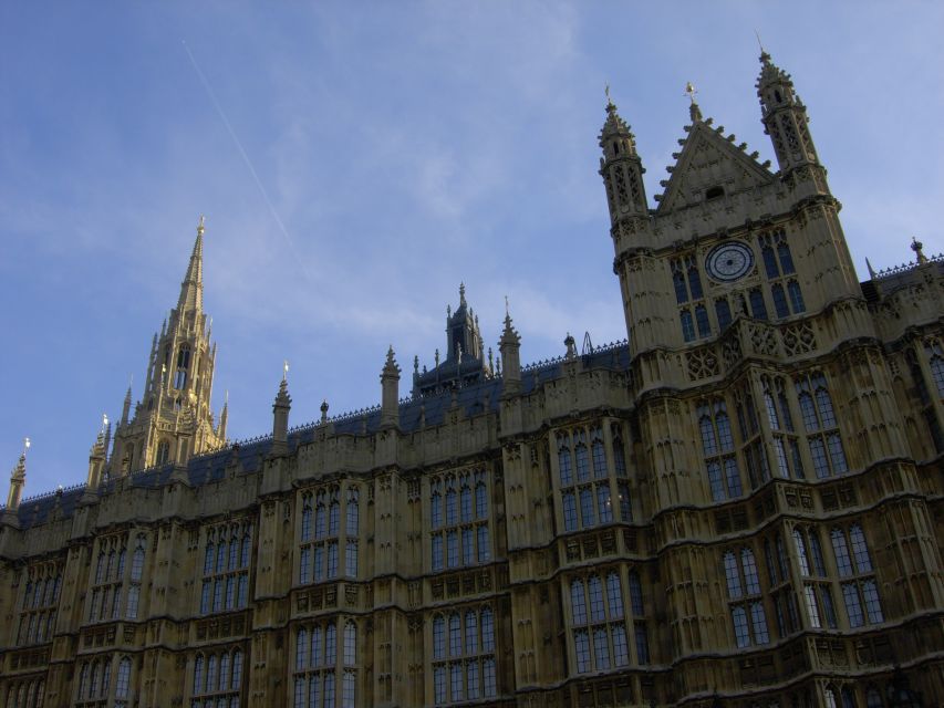 London: Private Walking Sightseeing Tour - What the guide quality means for your decision
