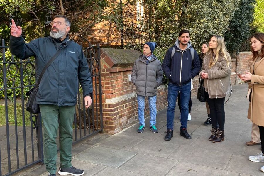 London: "Queen" Highlights Walking Tour - From modest flats to the recording studios