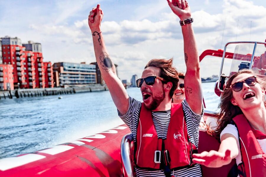 London: River Thames Speed Boat Tour - Starting beneath the London Eye