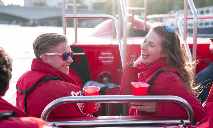London: River Thames Sunset Speedboat Experience with Drink - Shakespeare, London Bridge, and The Shard