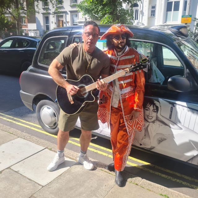 London: Rock N Roll Beatles Private Black Cab Tour - Gibson Garage and the practical bonus for music fans